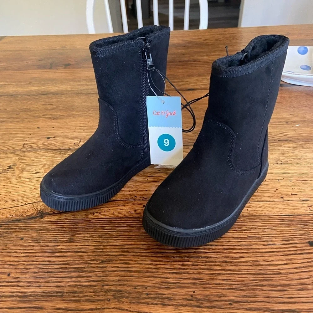 NWT Pip Zipper Toddler Shearling Style Boots